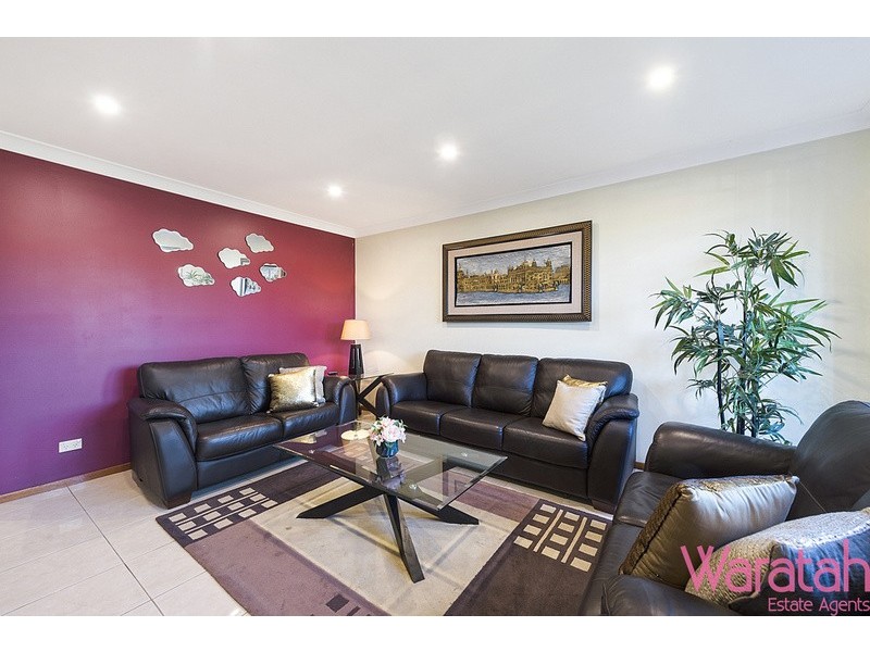 9 Mandarin Way, Glenwood NSW 2768