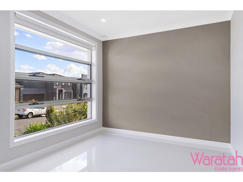 8 Bullaburra Street, The Ponds NSW 2769