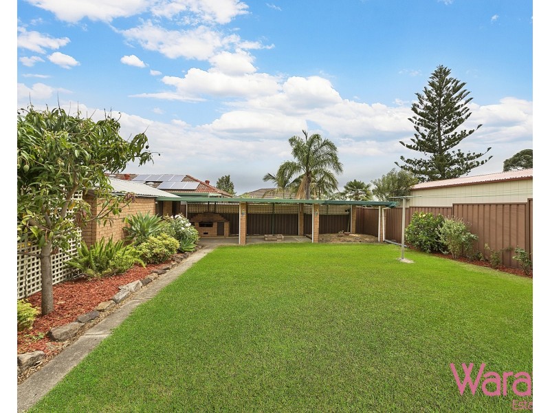 18 Bombala Crescent, Quakers Hill NSW 2763
