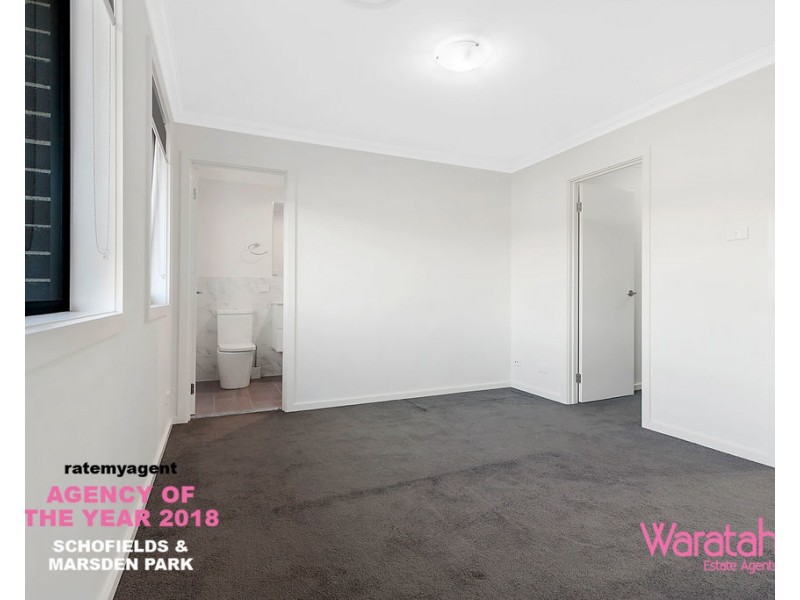 32 Summerland Crescent, Colebee NSW 2761
