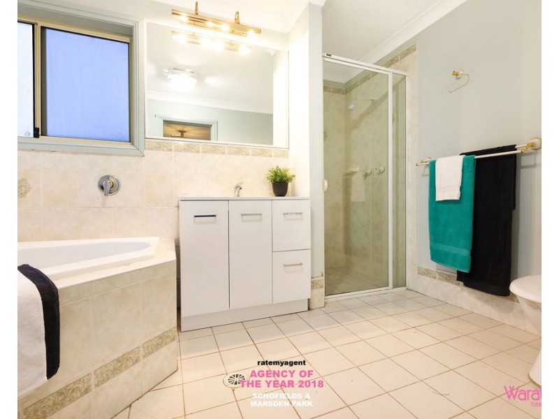 32 Farmingdale Drive, Blacktown NSW 2148