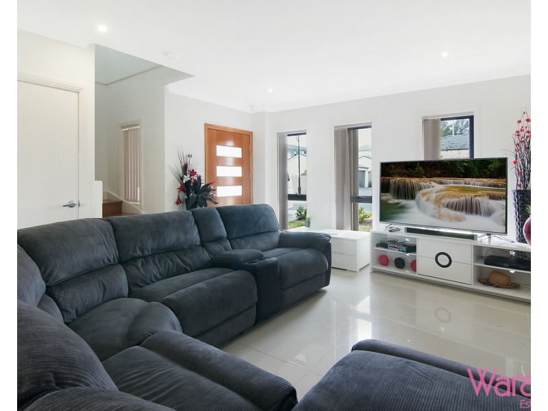 2 Madeline Circuit, Schofields NSW 2762