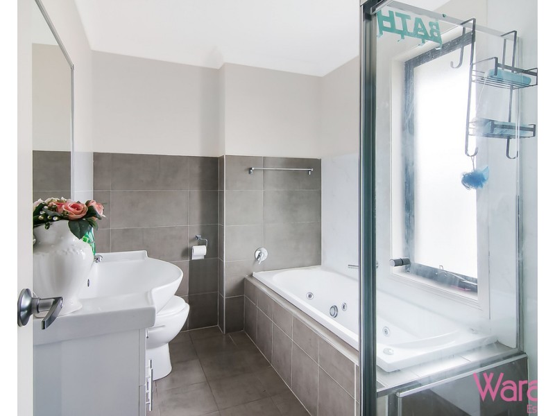 2 Madeline Circuit, Schofields NSW 2762