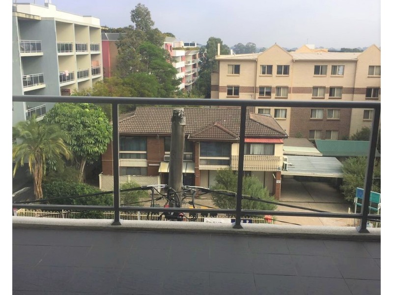 306/12 Fourth Avenue, Blacktown NSW 2148