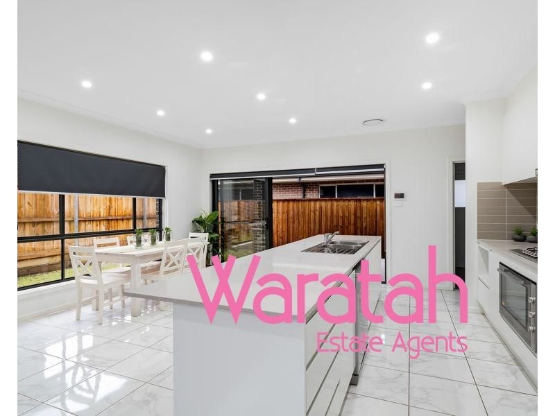 32 Summerland Crescent, Colebee NSW 2761