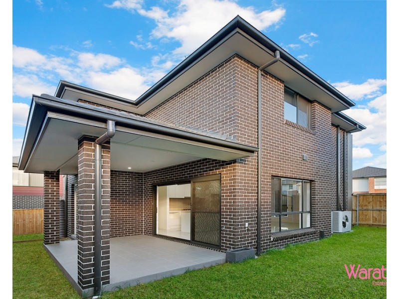 32 Summerland Crescent, Colebee NSW 2761