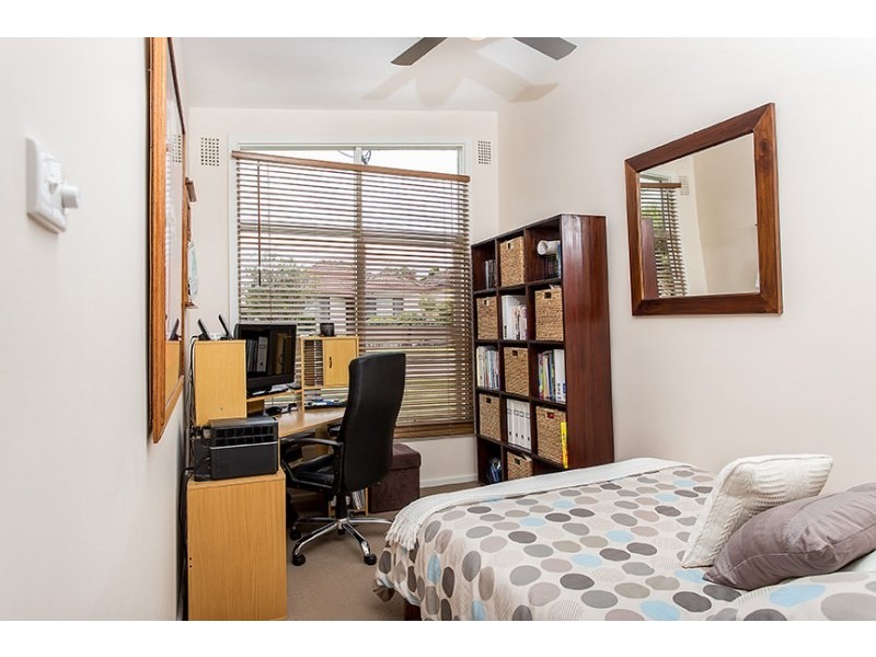 15 Waller Street, Shortland NSW 2307