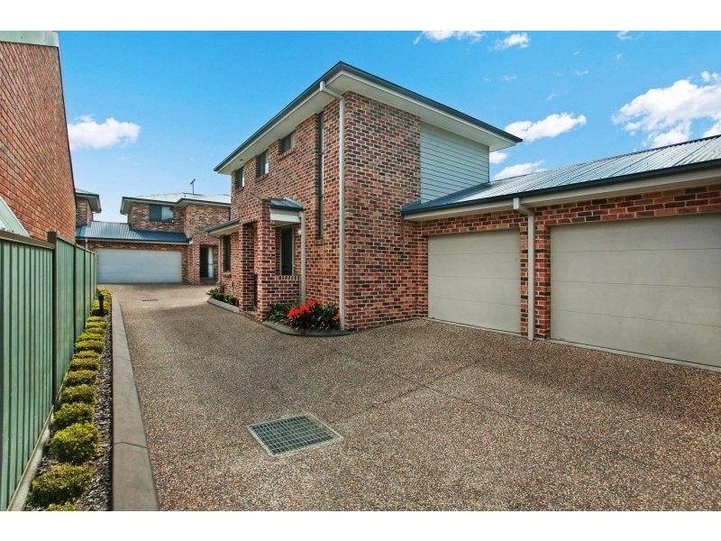 2/26 Bourke Street, Adamstown NSW 2289