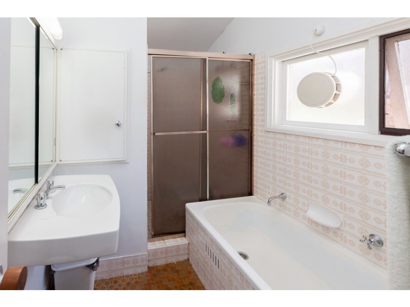 138 Elermore Parade, Wallsend NSW 2287