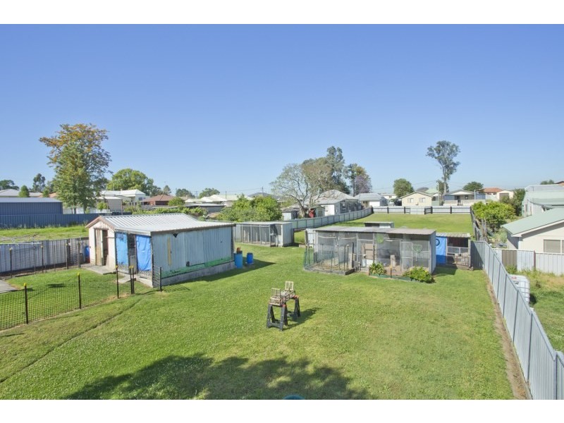 52 Evans Street, Greta NSW 2334