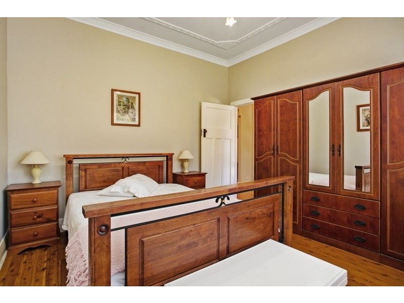 17 Kerr Street, Mayfield NSW 2304