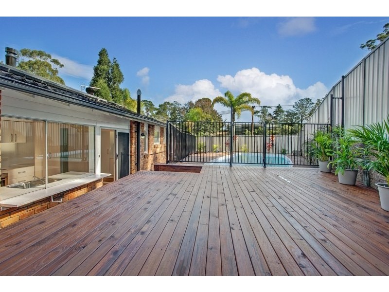 11 Green Valley Way, Charlestown NSW 2290