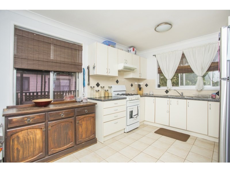 411 Tuckers Lane, Greta NSW 2334