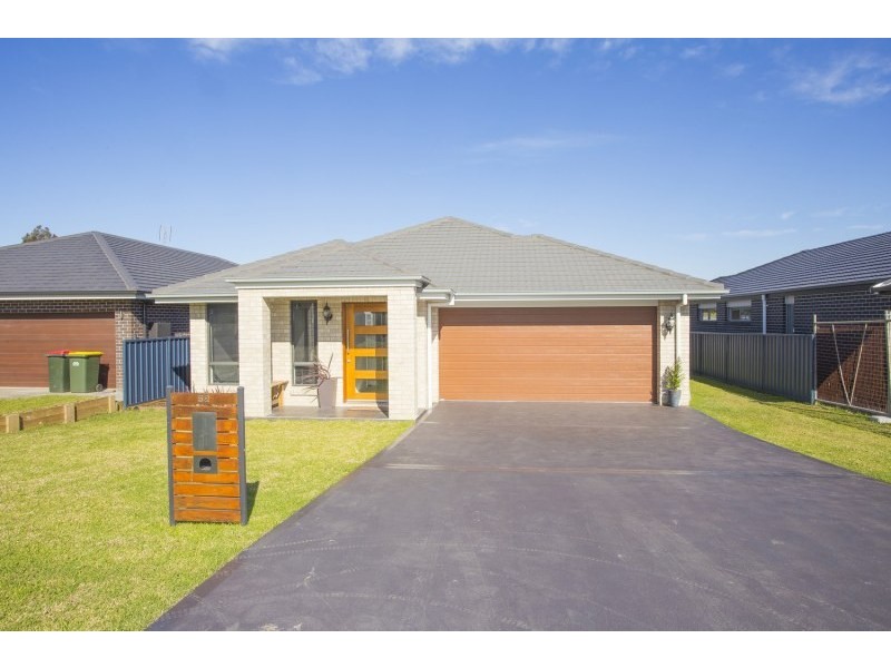 52 York Street, Greta NSW 2334