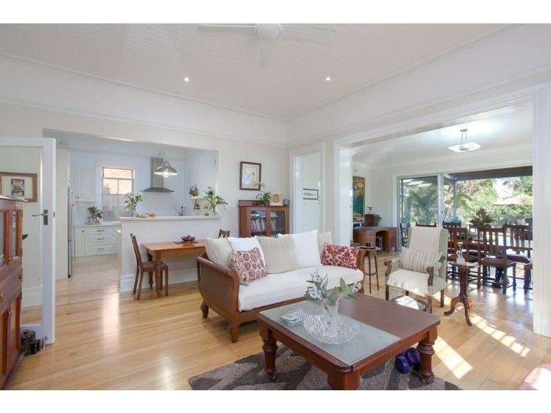 25 Veda Street, Hamilton NSW 2303