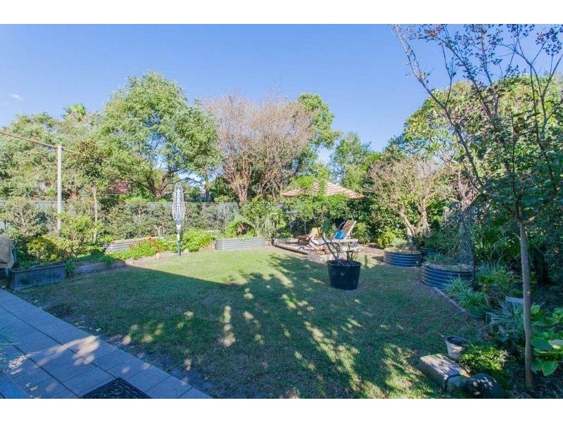 25 Veda Street, Hamilton NSW 2303