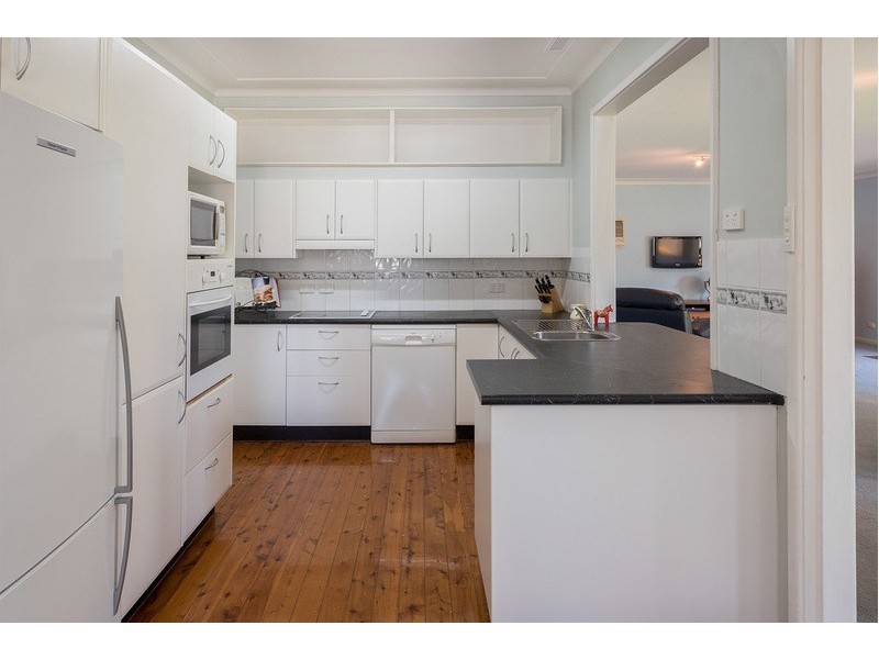 15 Mount Street, Maryland NSW 2287