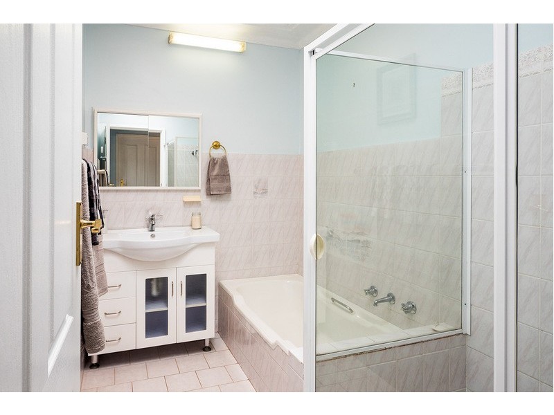 15 Mount Street, Maryland NSW 2287