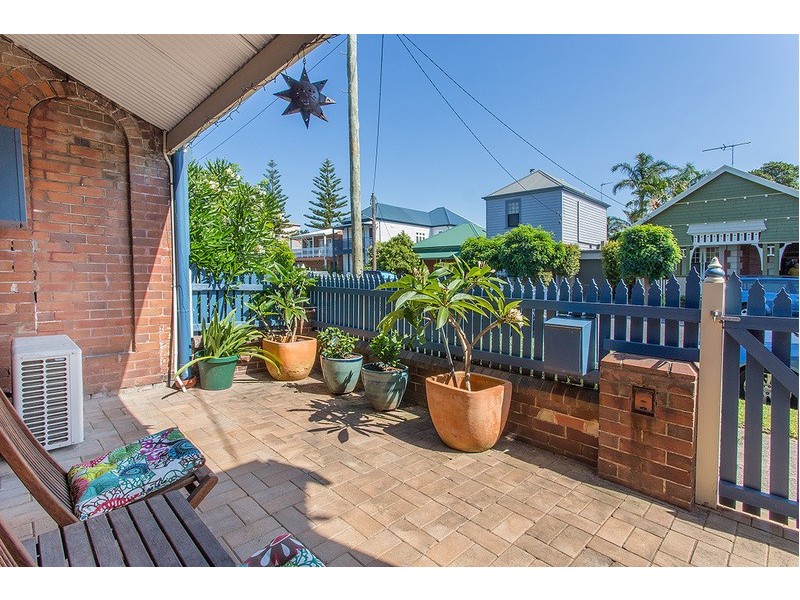 17 Lindsay Street, Hamilton NSW 2303