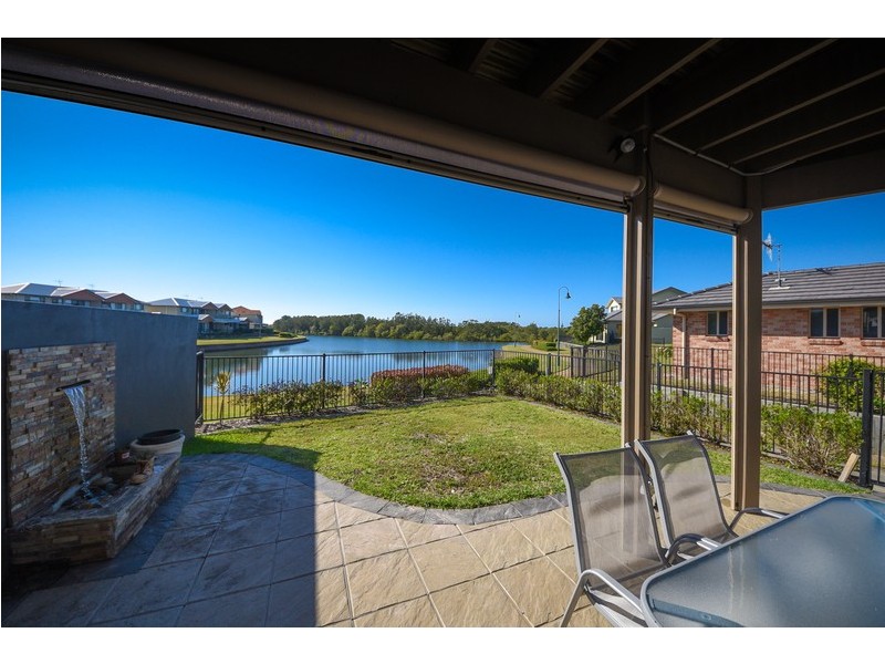 2/2 Diamantina Circuit, Harrington NSW 2427