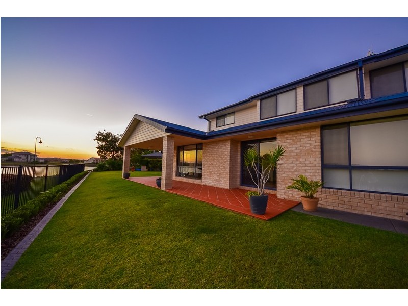 33 Sovereign Avenue, Harrington NSW 2427