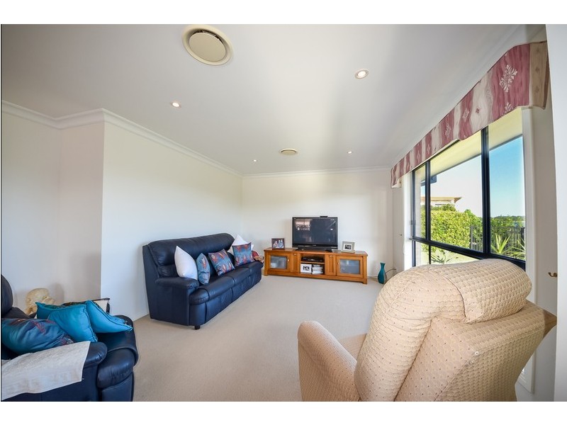 33 Sovereign Avenue, Harrington NSW 2427