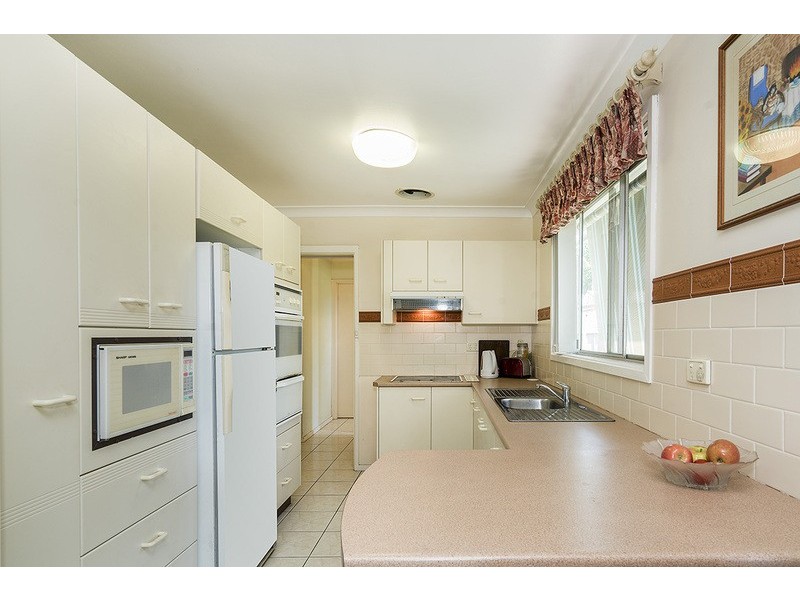 28 Cranbrook Parade, Rankin Park NSW 2287