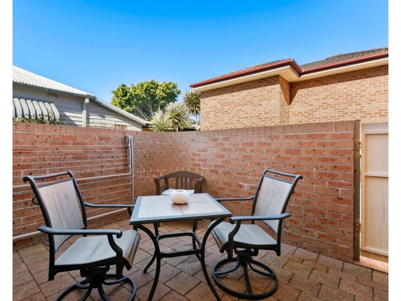 1/103 Howe Street, Lambton NSW 2299
