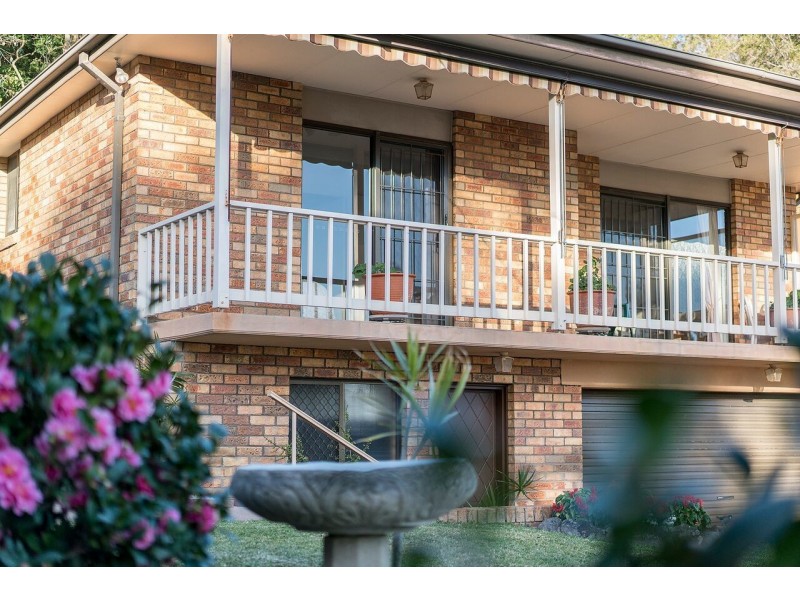 115 Beach Road, Wangi Wangi NSW 2267