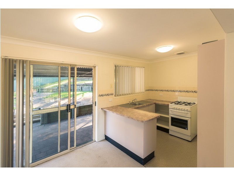 14 Bulwara Place, Bolton Point NSW 2283