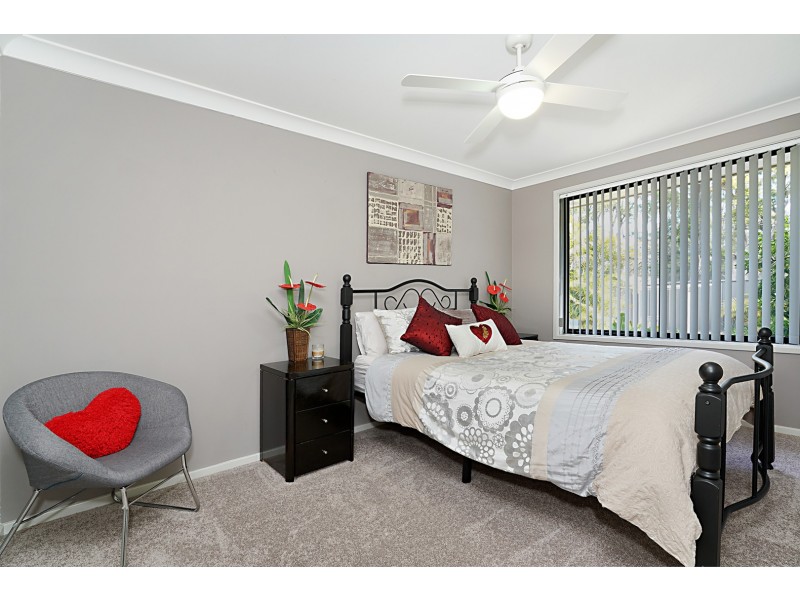 19  Colton Crescent, Lakelands NSW 2282