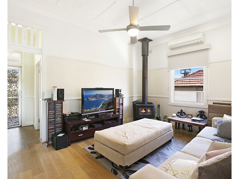 211 Main Road, Cardiff NSW 2285