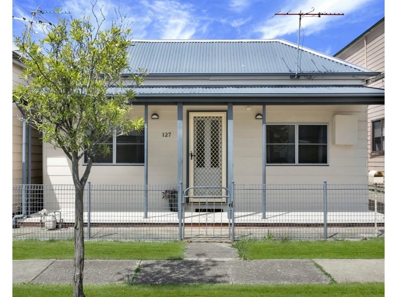 127 Cleary Street, Hamilton NSW 2303