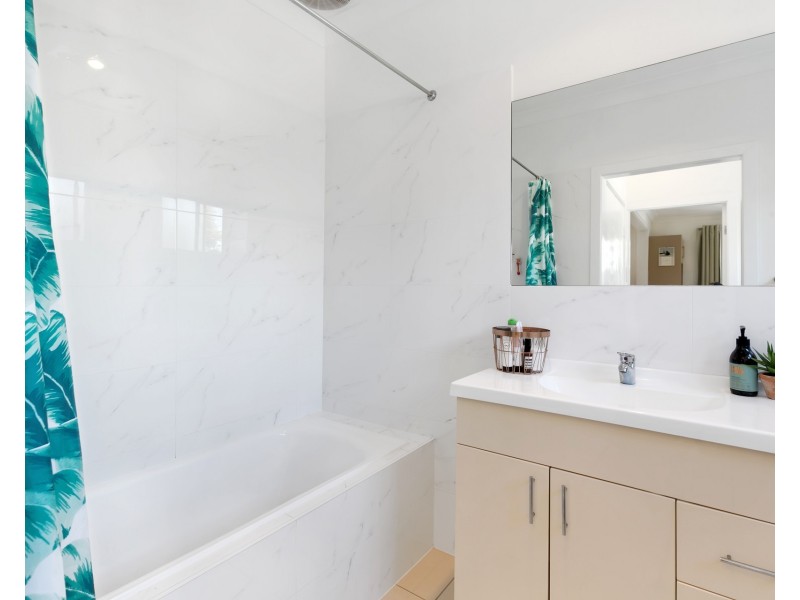 127 Cleary Street, Hamilton NSW 2303