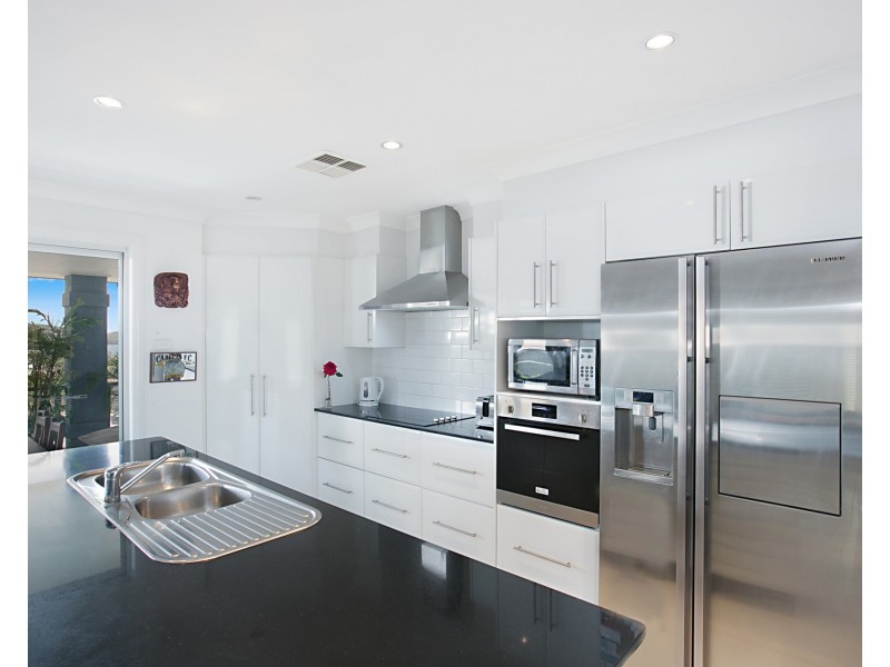 36 Dobell Drive, Wangi Wangi NSW 2267