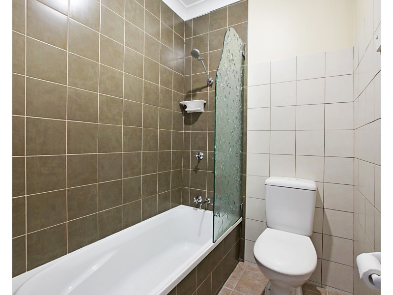 4 Young Road, Broadmeadow NSW 2292