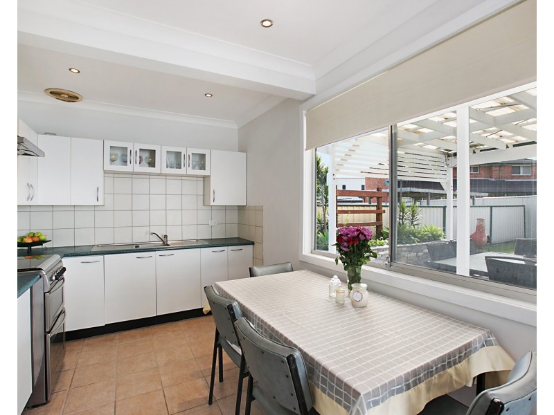 4 Young Road, Broadmeadow NSW 2292