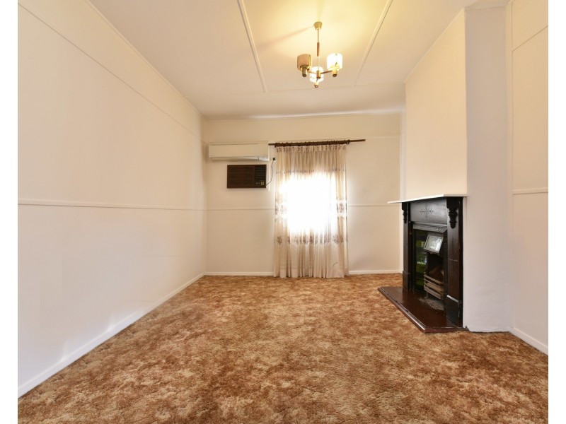 30 Cooper Street, Cessnock NSW 2325