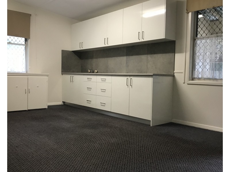 30 Cooper Street, Cessnock NSW 2325