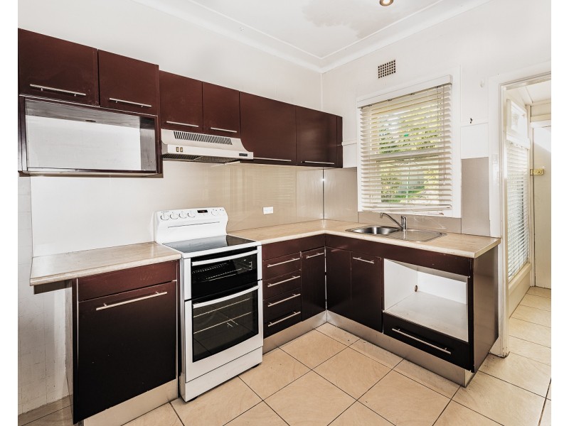 7  Joslin Street, Kotara NSW 2289
