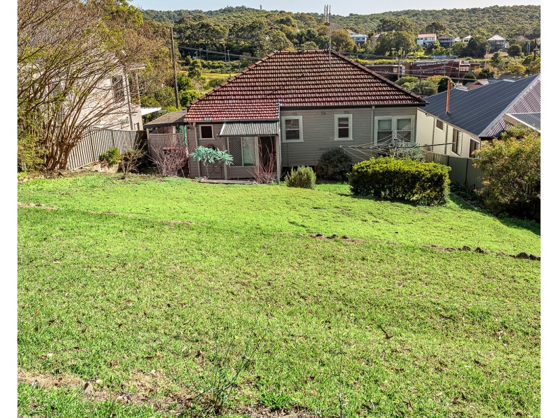 7  Joslin Street, Kotara NSW 2289