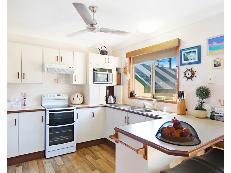 293 Watkins Road, Wangi Wangi NSW 2267