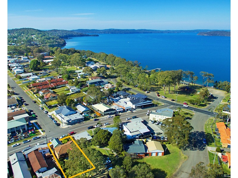 293 Watkins Road, Wangi Wangi NSW 2267
