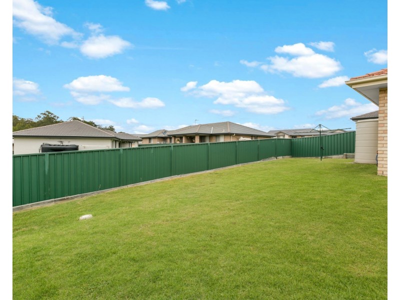 125 Aberglasslyn Road, Rutherford NSW 2320