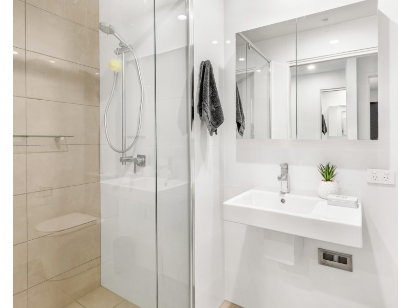 310/75 Shortland Esplanade, Newcastle NSW 2300