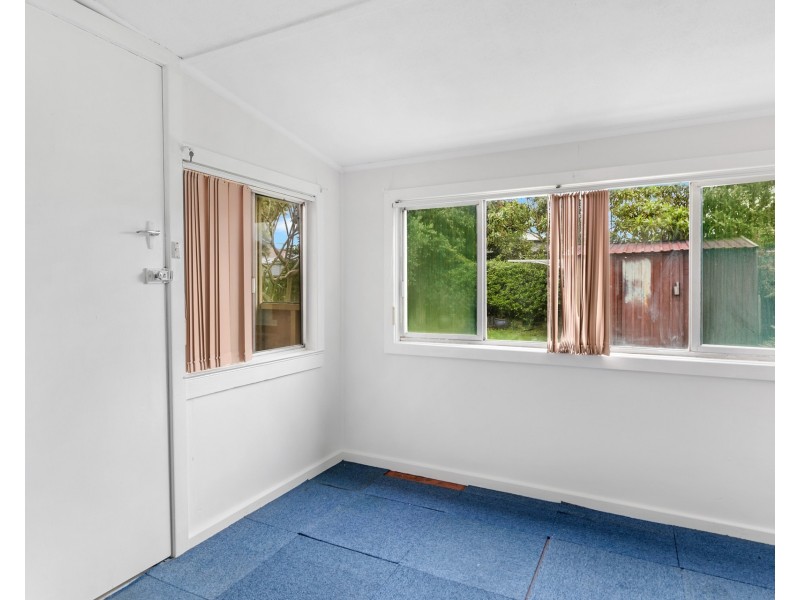 54 Greaves Street, Mayfield East NSW 2304