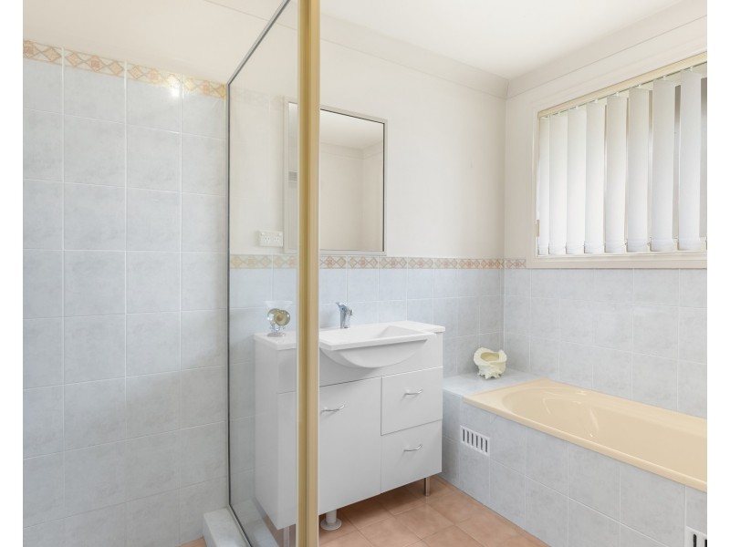 2/3 Elm Avenue, Cardiff South NSW 2285