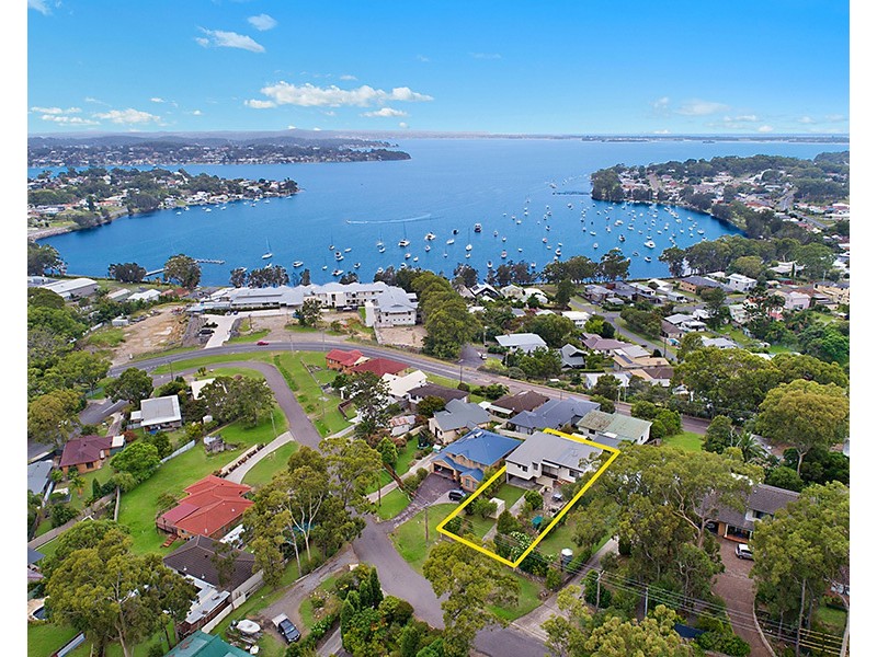 13 Lakeview Road, Wangi Wangi NSW 2267