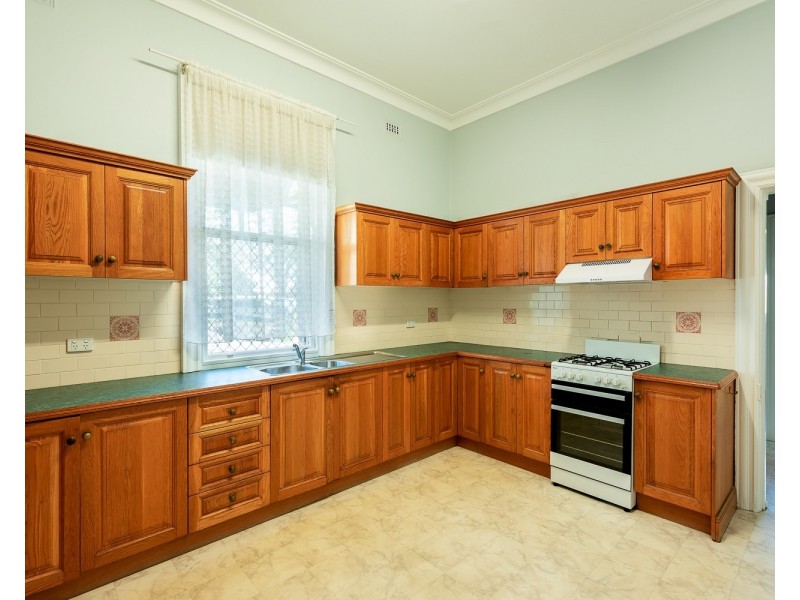 148 Denison Street, Hamilton NSW 2303