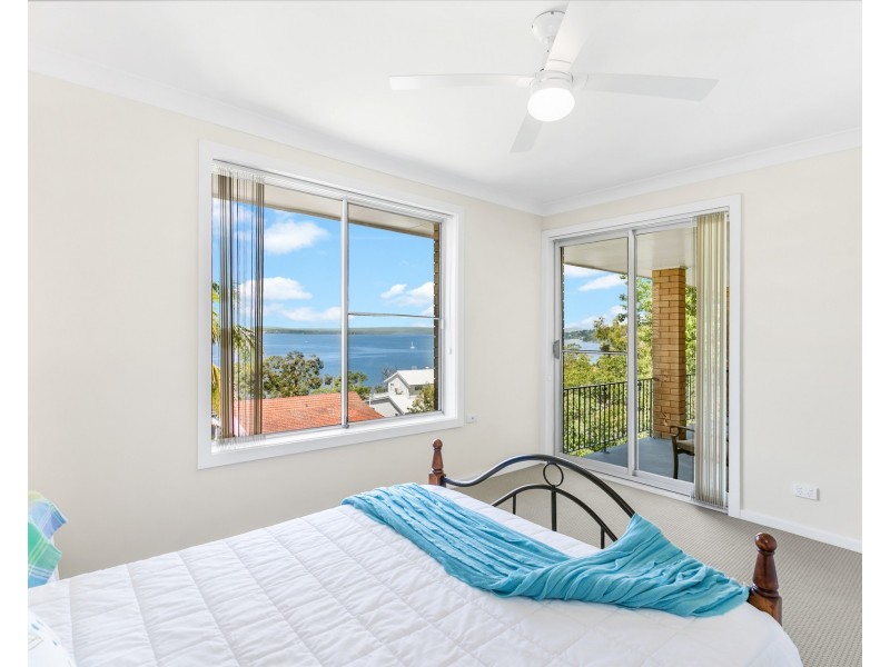 290 Dobell Drive, Wangi Wangi NSW 2267